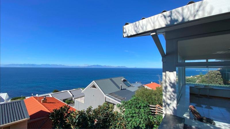 5 Bedroom Property for Sale in Murdock Valley Western Cape
